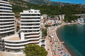 Rafailovici beach amazing apartment